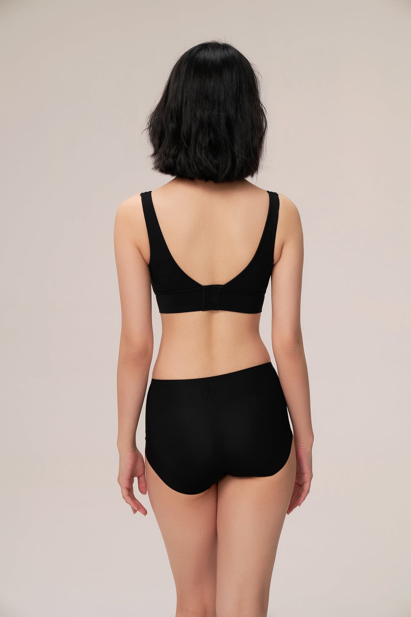 DY 超無痕高腰三角褲 High-Waist free cut full brief