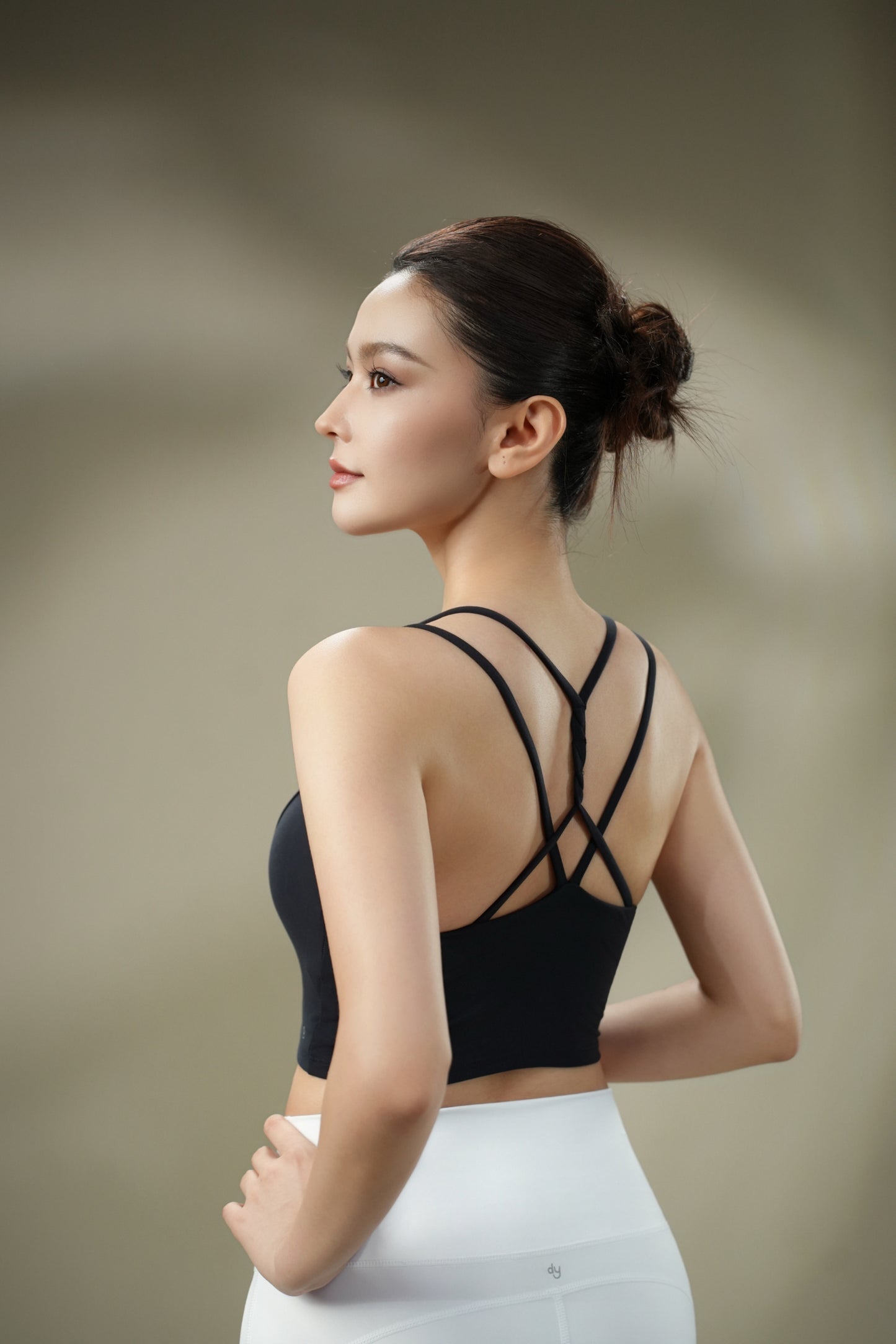 DY 細帶交叉鏤空美背