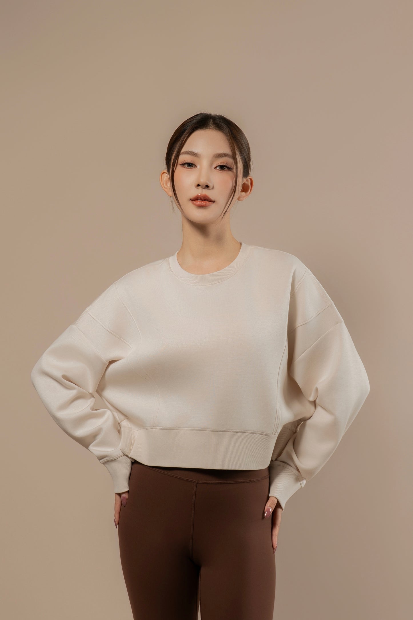 DY 雲朵棉寬鬆短款開叉衛衣