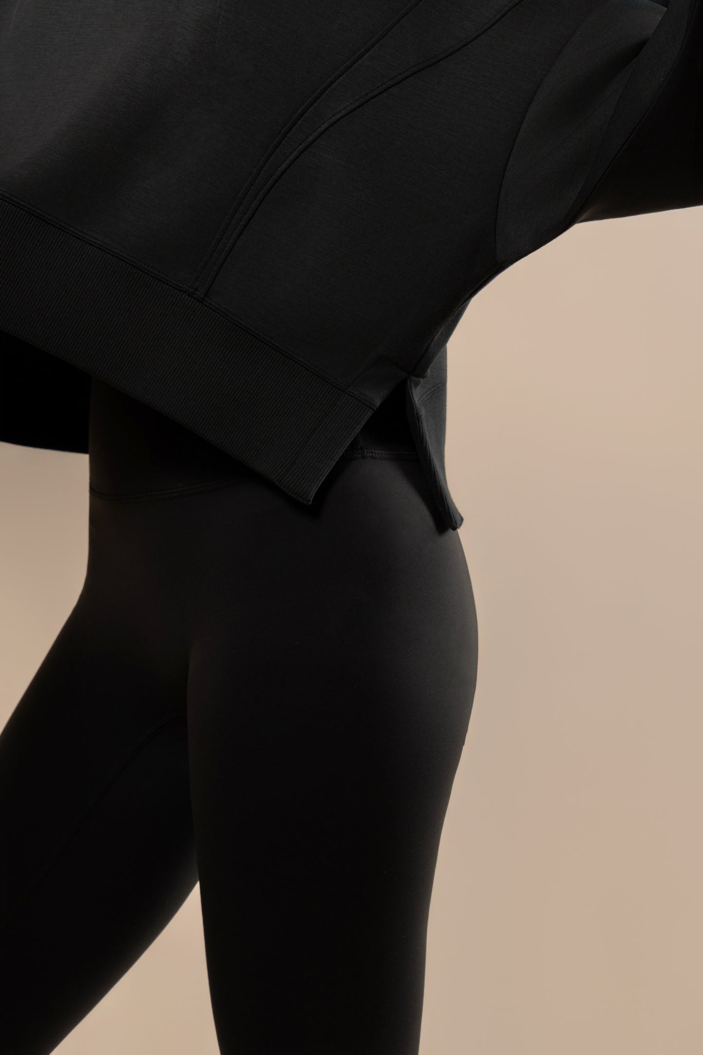 DY 雲朵棉寬鬆短款開叉衛衣