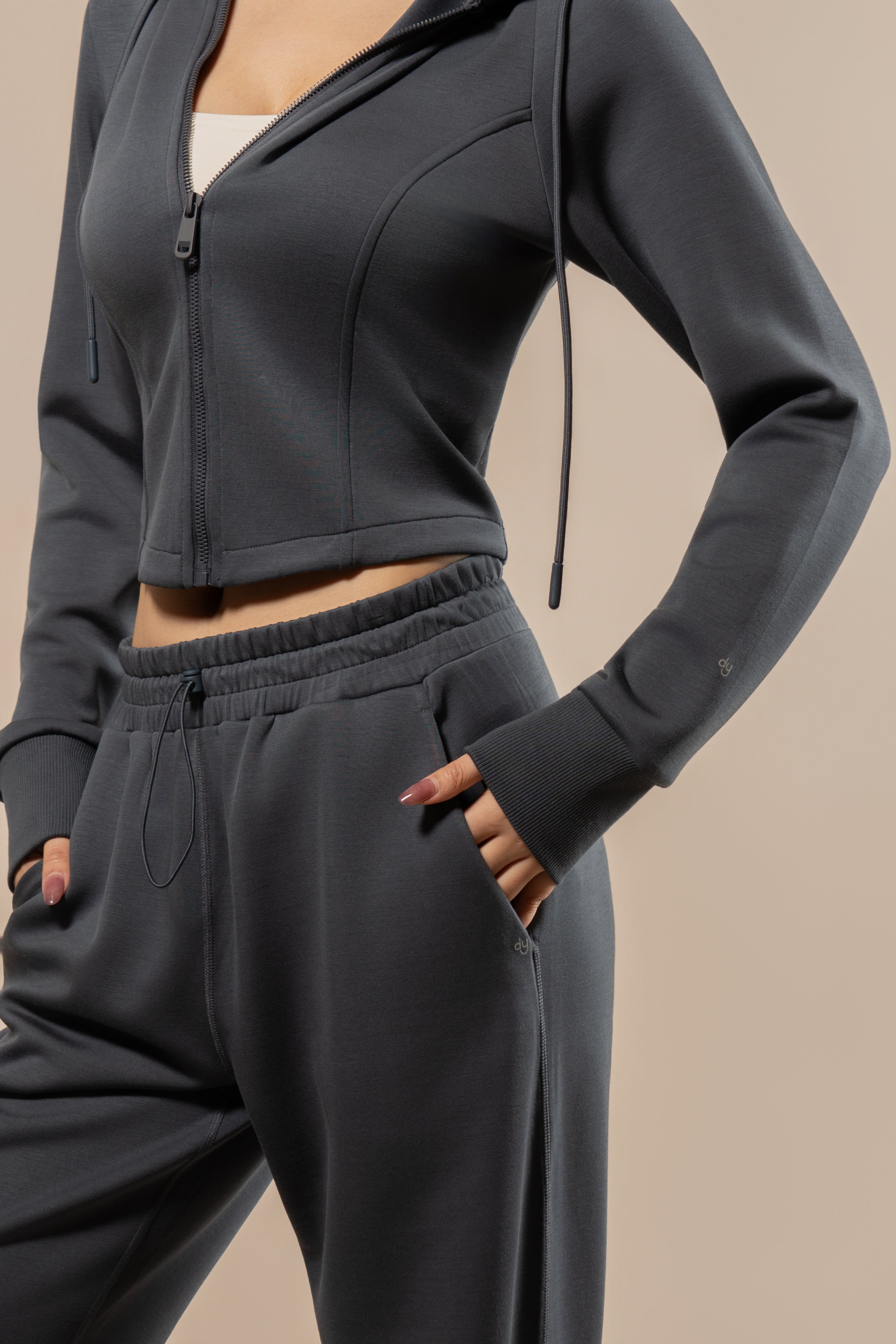 DY 雲朵棉連帽修腰外套