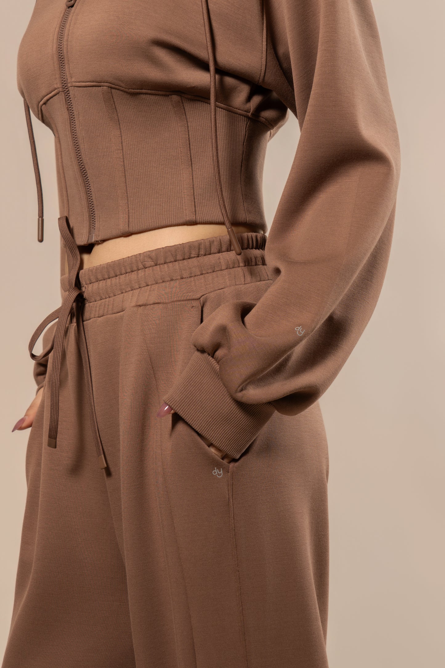 DY 雲朵棉連帽魚骨修腰外套