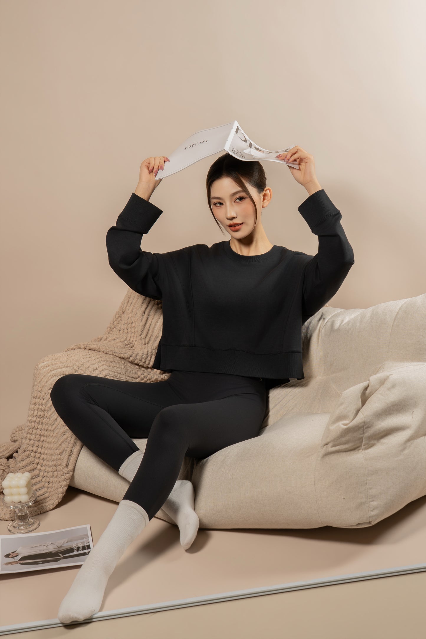 DY 雲朵棉寬鬆短款開叉衛衣