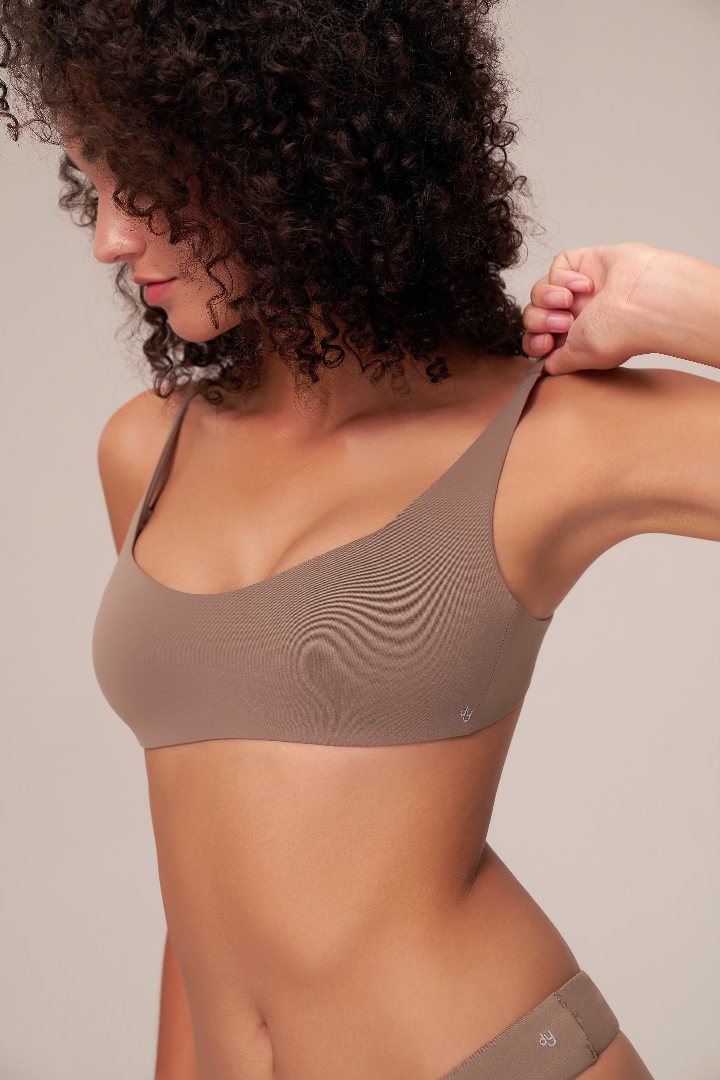 DY 幼肩帶經典運動內衣 Classic Spaghetti strap bra top