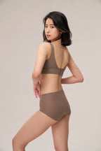 DY 超無痕高腰三角褲 High-Waist free cut  full brief