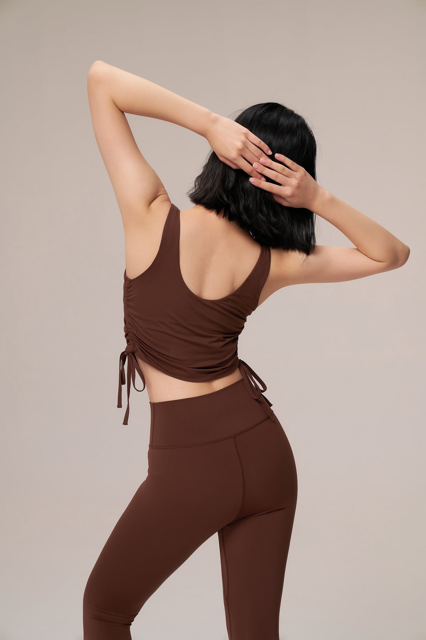 DY 設計感抽繩u領背心 Dramstring padded vest