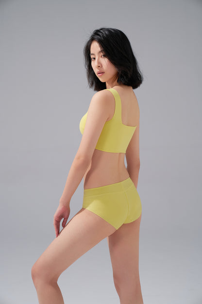 DY 多巴胺寬肩帶舒適運動內衣 ESSENTIAL SQUARE NECK BRA TOP