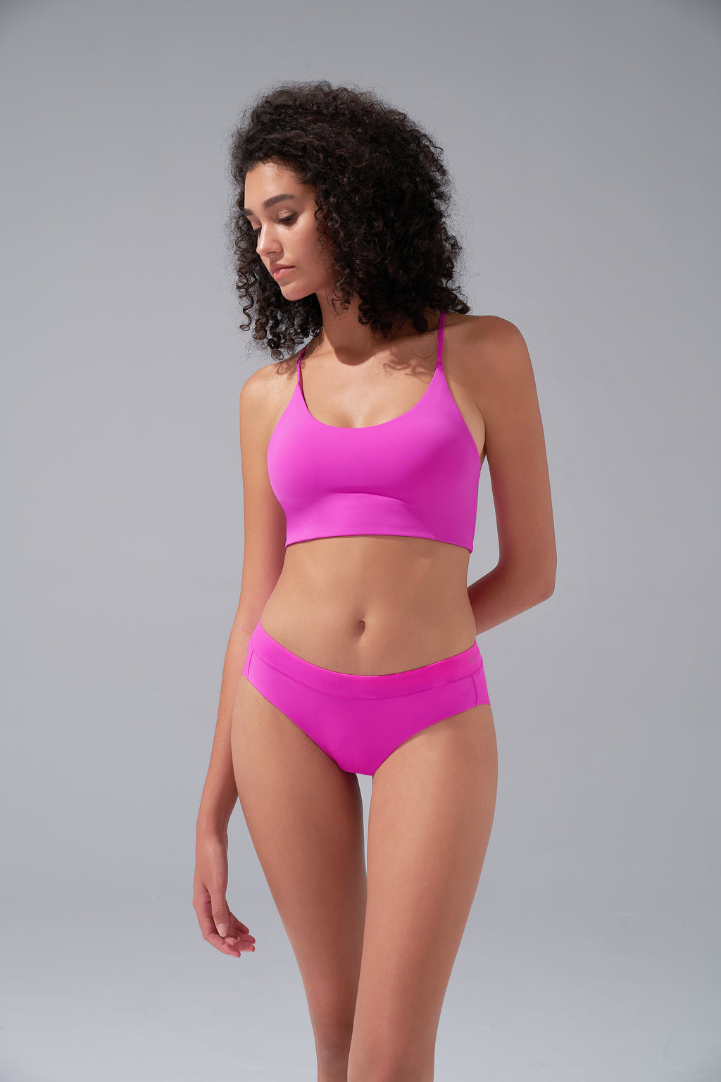 DY 多巴胺幼肩帶聚攏運動內衣 Spaghetti strap push up bra top