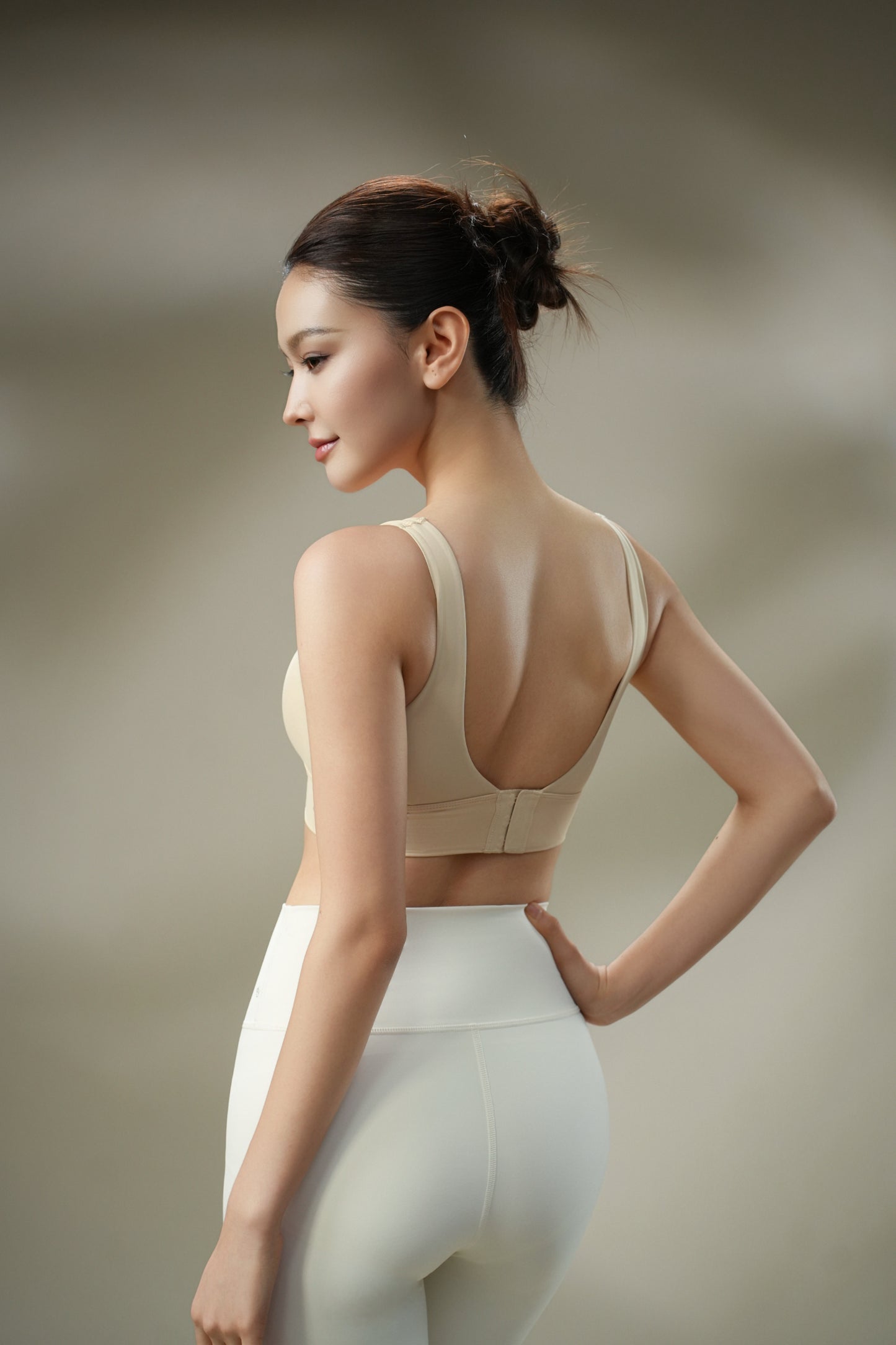 DY  深v美背運動內衣 V-NECK Bra Light support