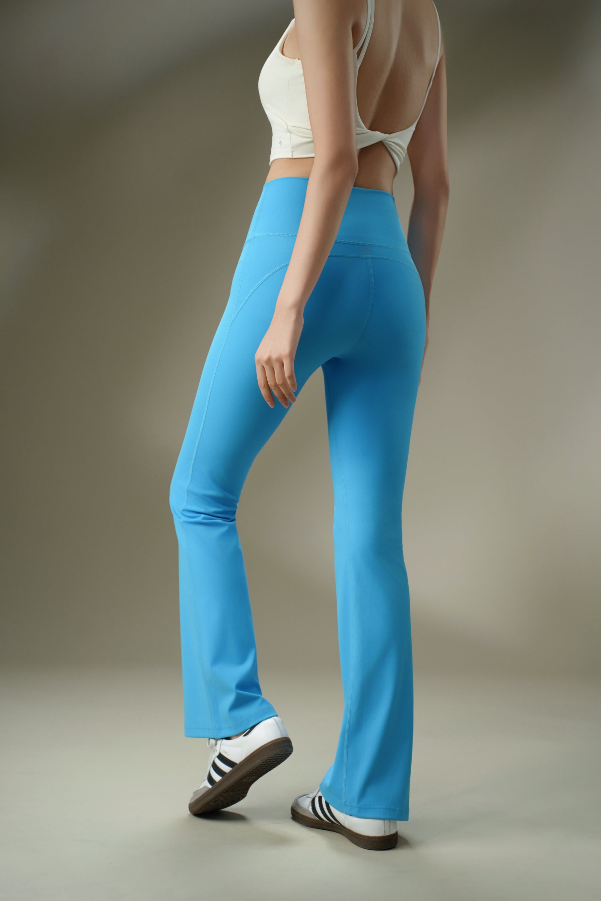 DY 喇叭緊身瑜伽褲 High-Rise flared pant