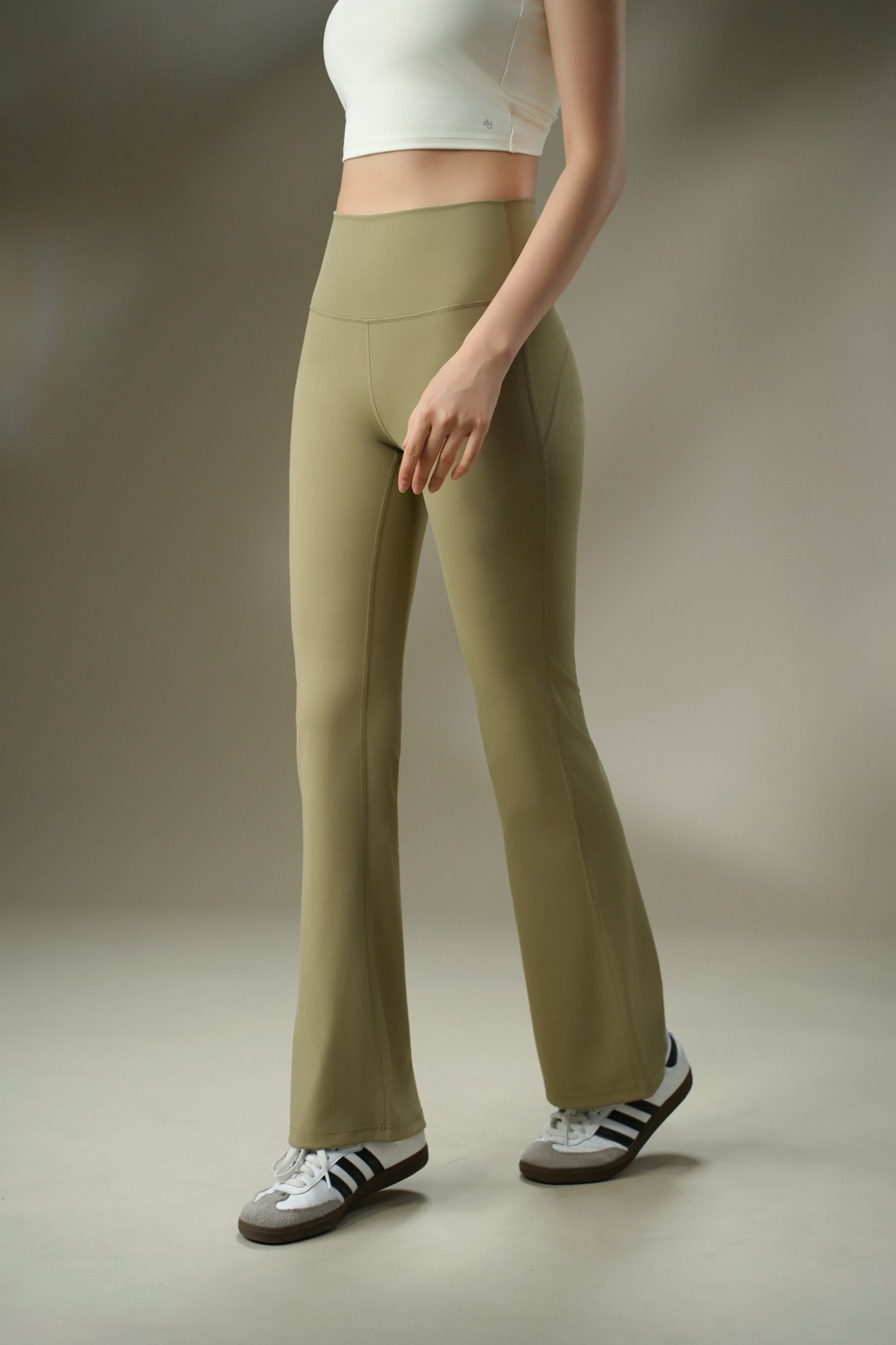 DY 喇叭緊身瑜伽褲 High-Rise flared pant