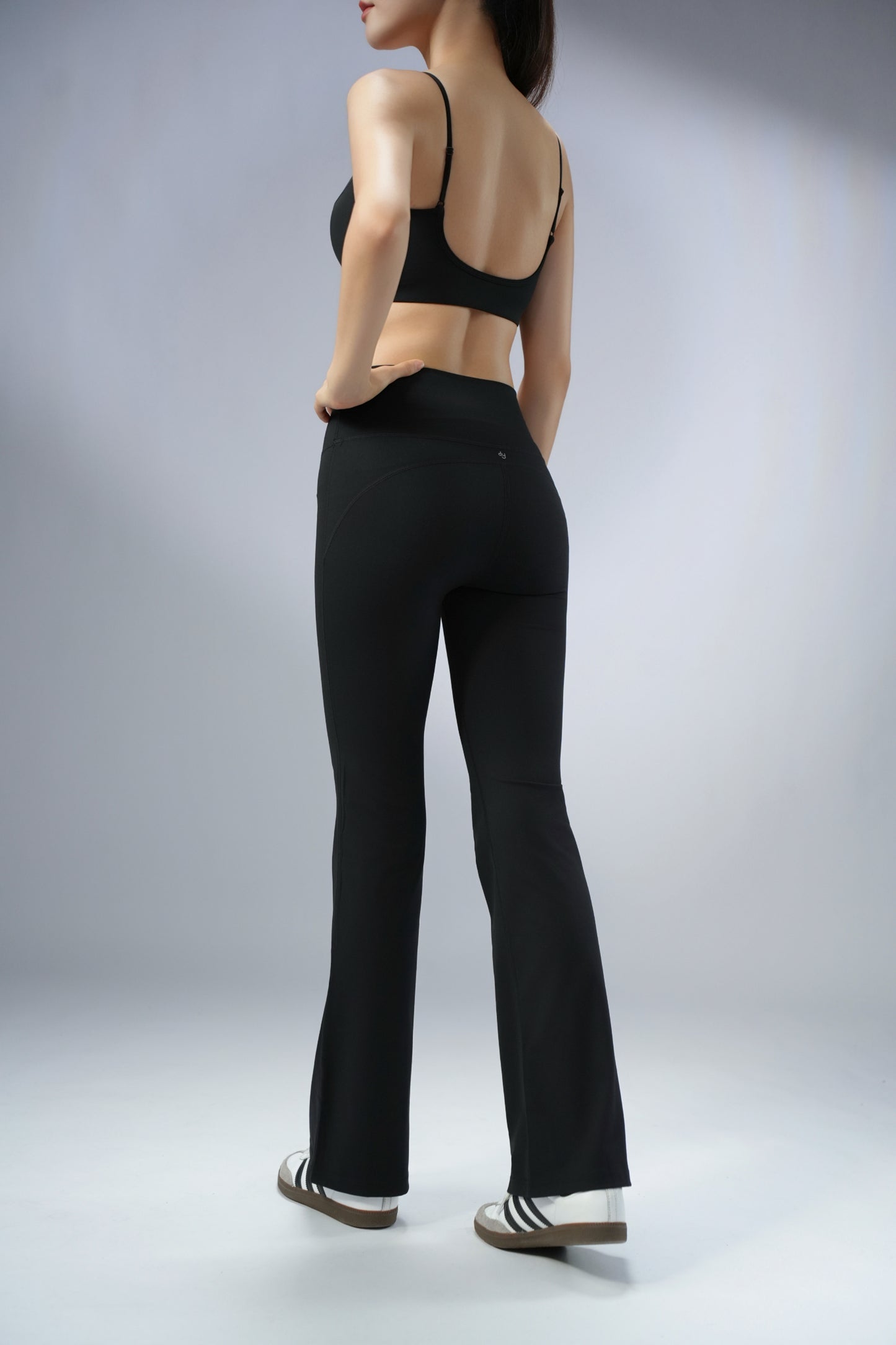 DY 喇叭緊身瑜伽褲 High-Rise flared pant