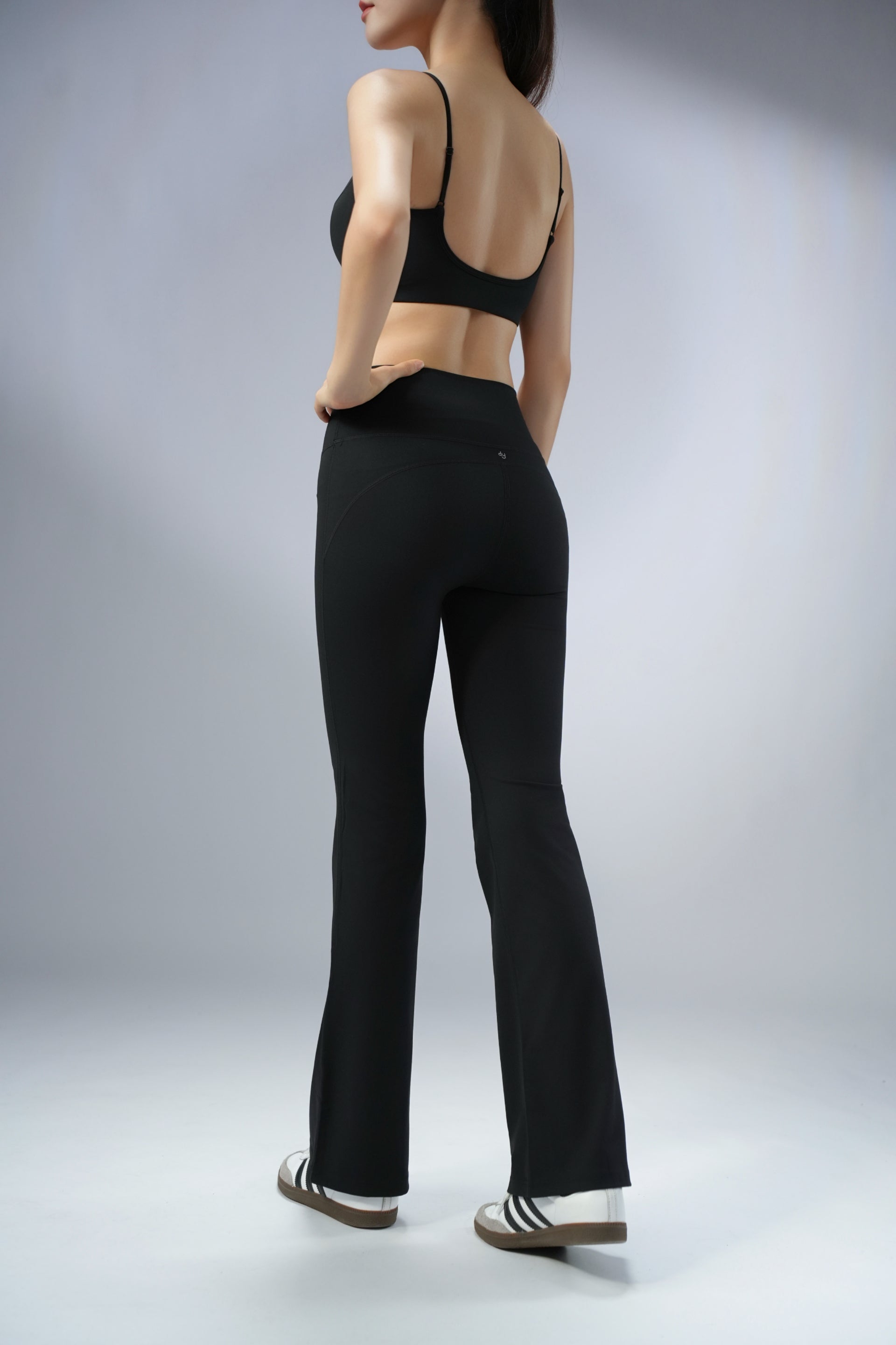 DY 喇叭緊身瑜伽褲 High-Rise flared pant