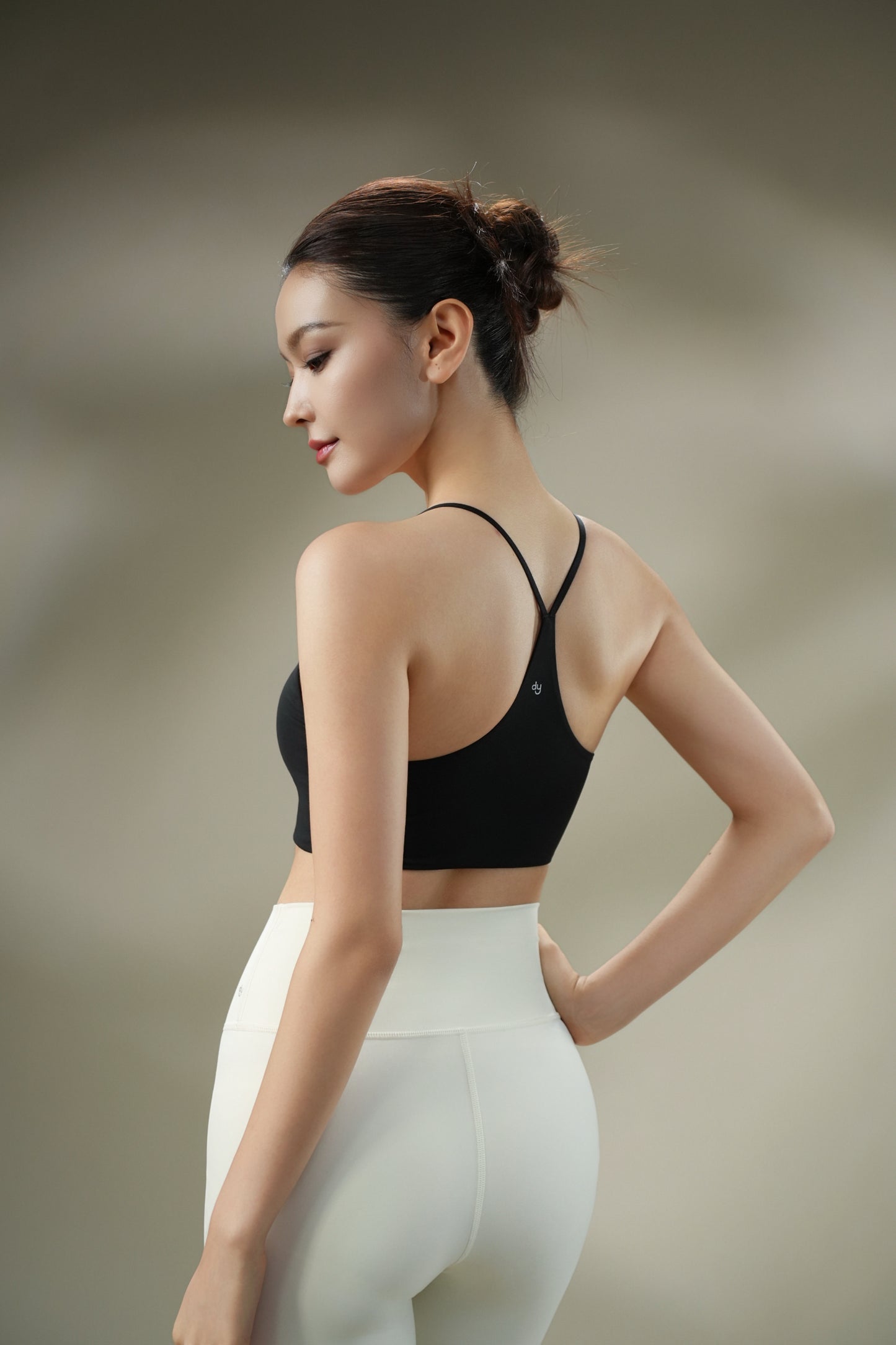 DY 幼肩帶聚攏運動內衣 Spaghetti strap push up bra top
