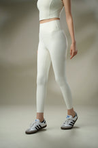 DY 裸感緊身瑜伽褲 Contour fit High-Rise tight pant