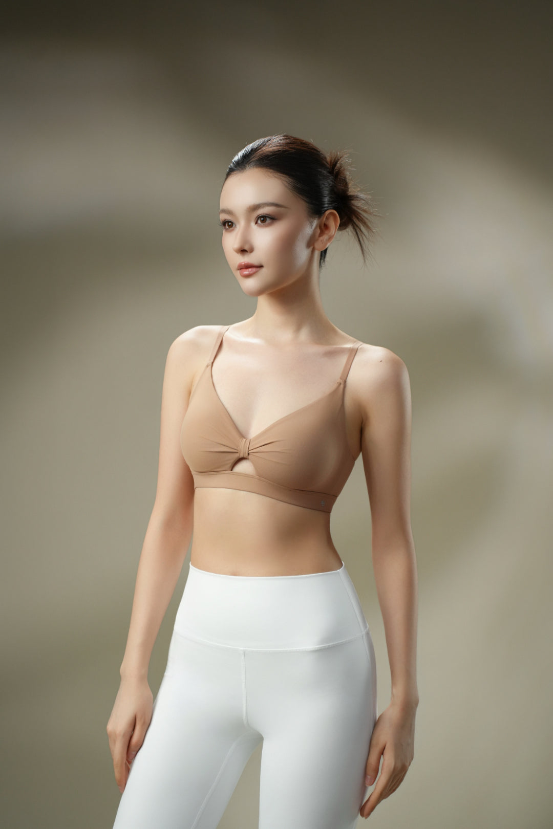 DY 輕透扭結造型運動內衣ESSENTIAL FRONT  KNOT BRA TOP