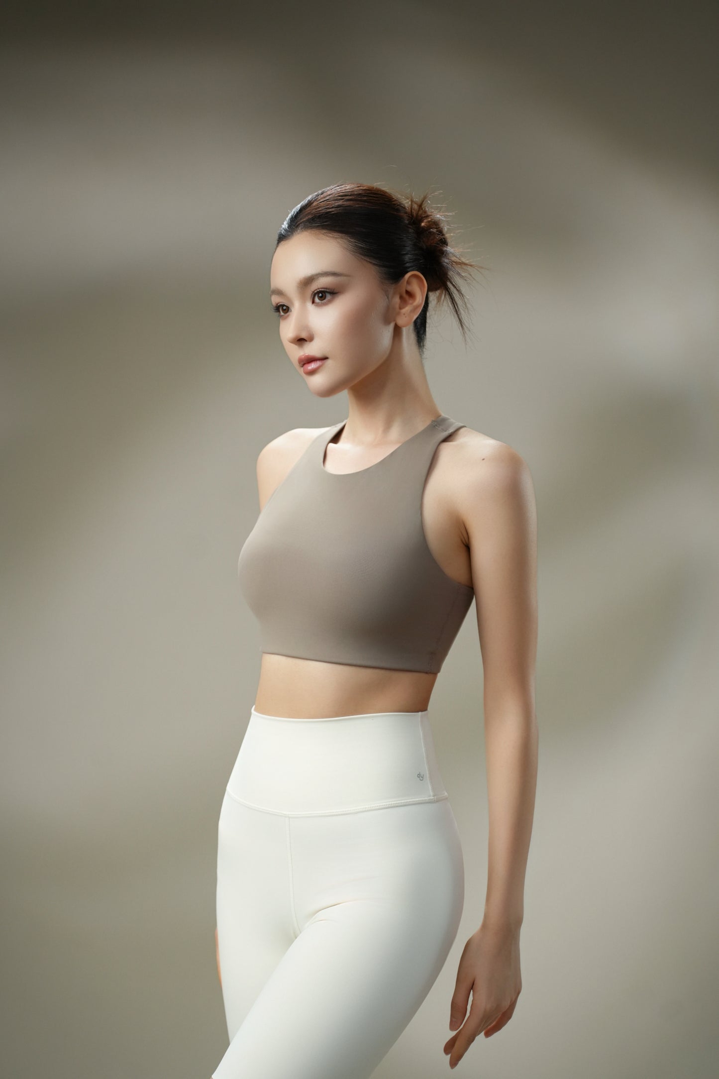 DY 高領口運動內衣 High-neck sport bra