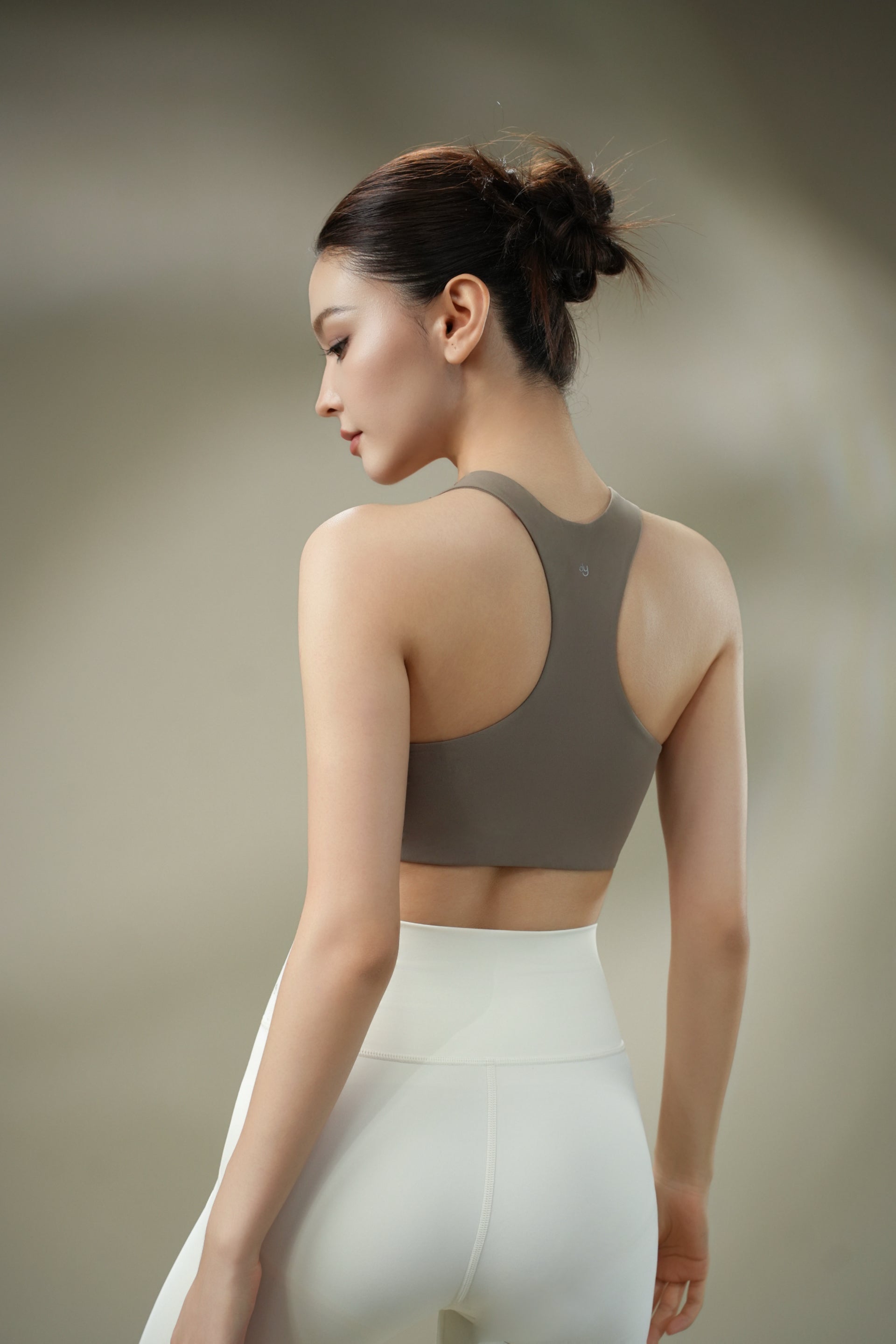 DY 高領口運動內衣 High-neck sport bra