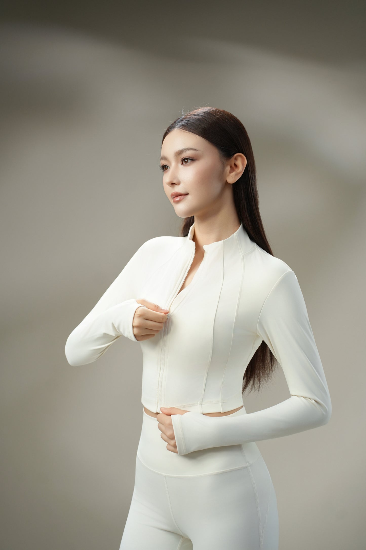 DY夏日防曬自帶胸墊短款收腰外套