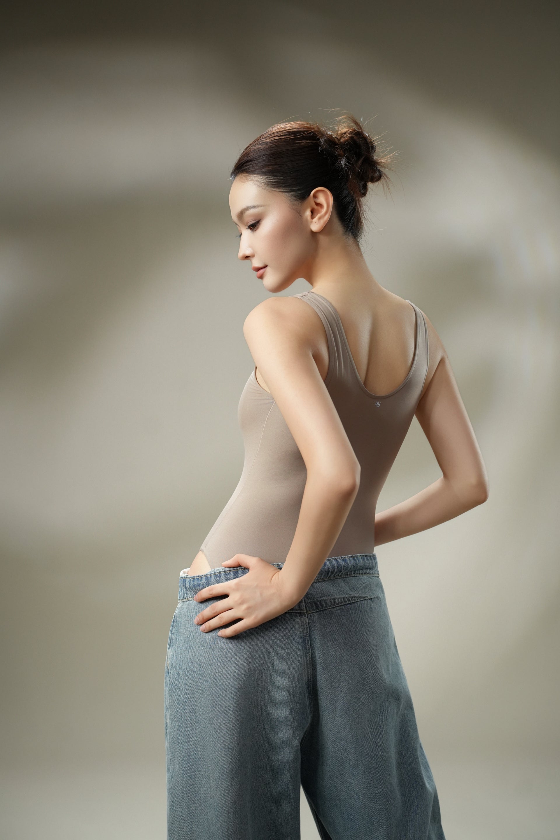 DY 背心款連身衣 Tank top  bodysuit