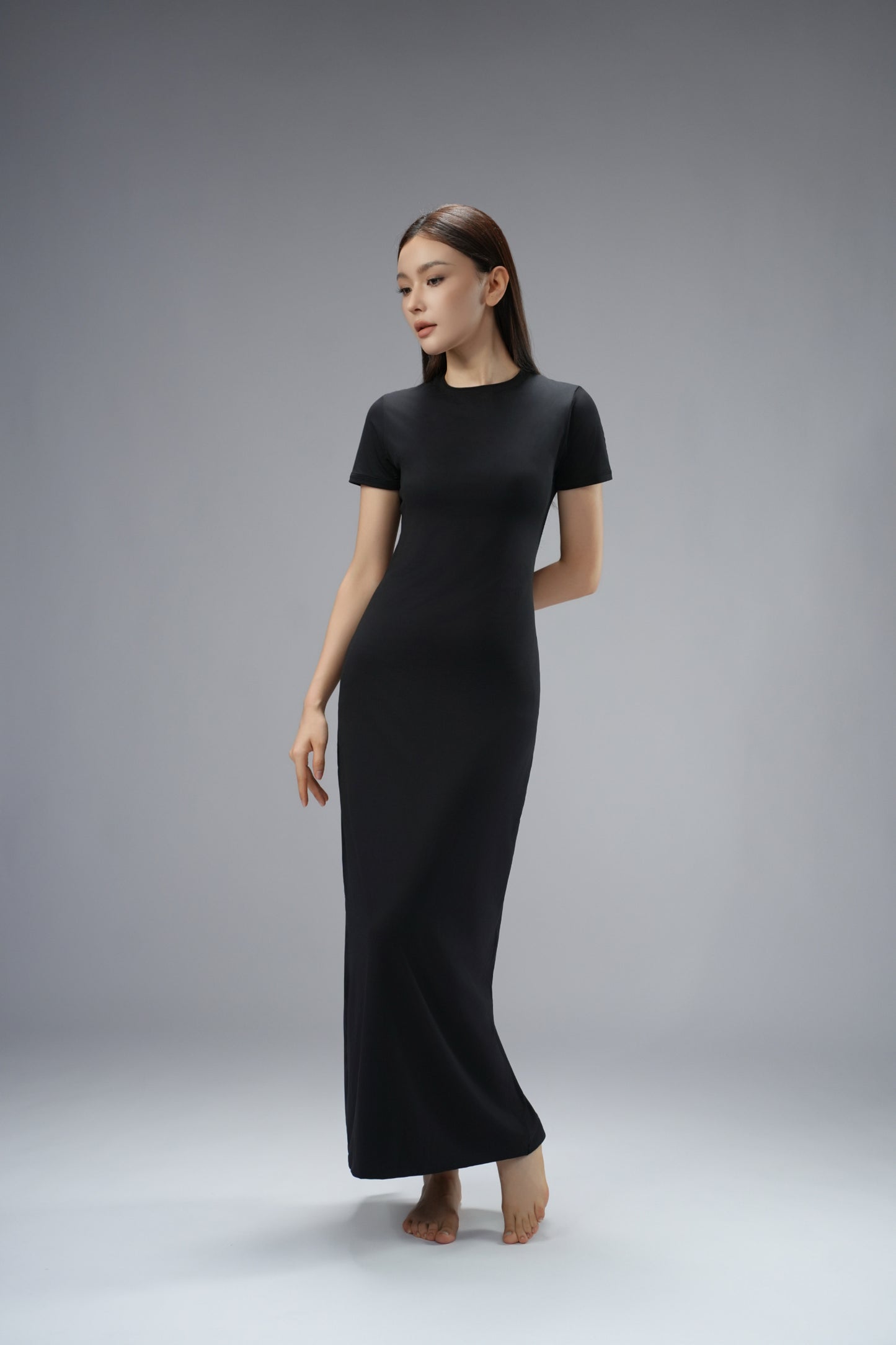 DY 性感辣妹短袖正肩開衩連衣裙