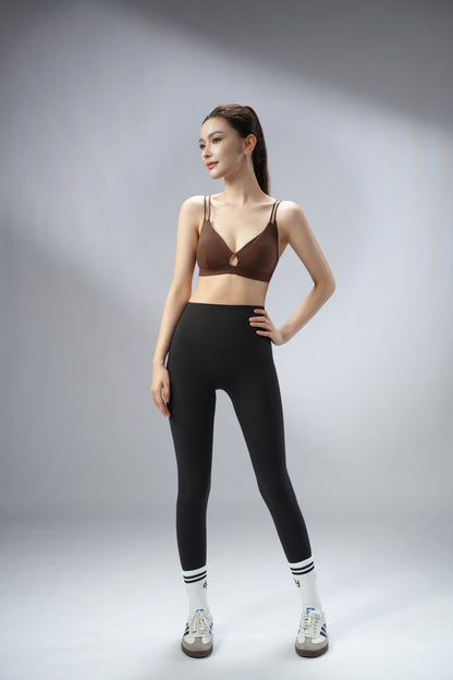 DY 小胸聚攏雙肩帶鏤空運動內衣