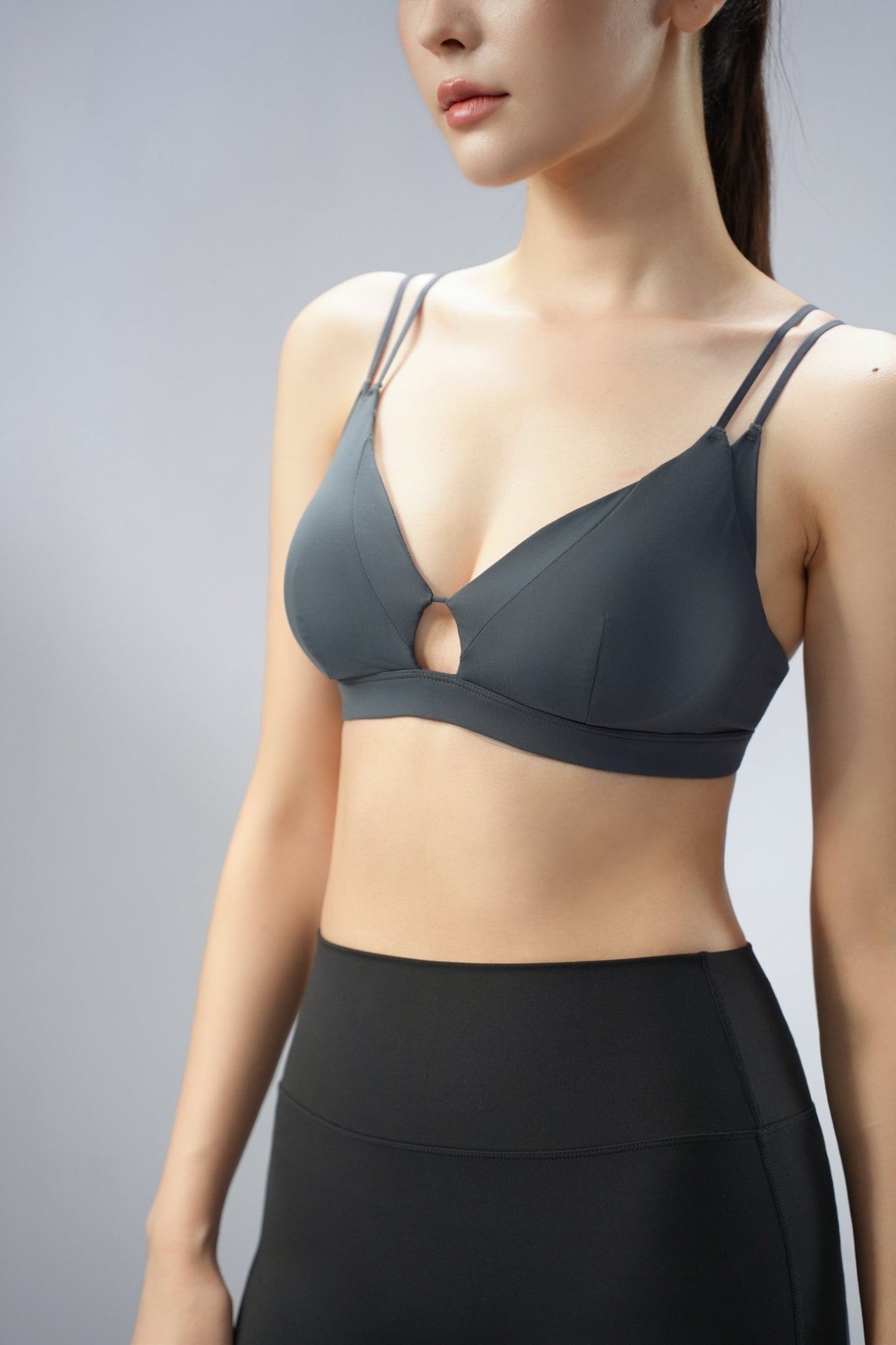 DY 小胸聚攏雙肩帶鏤空運動內衣