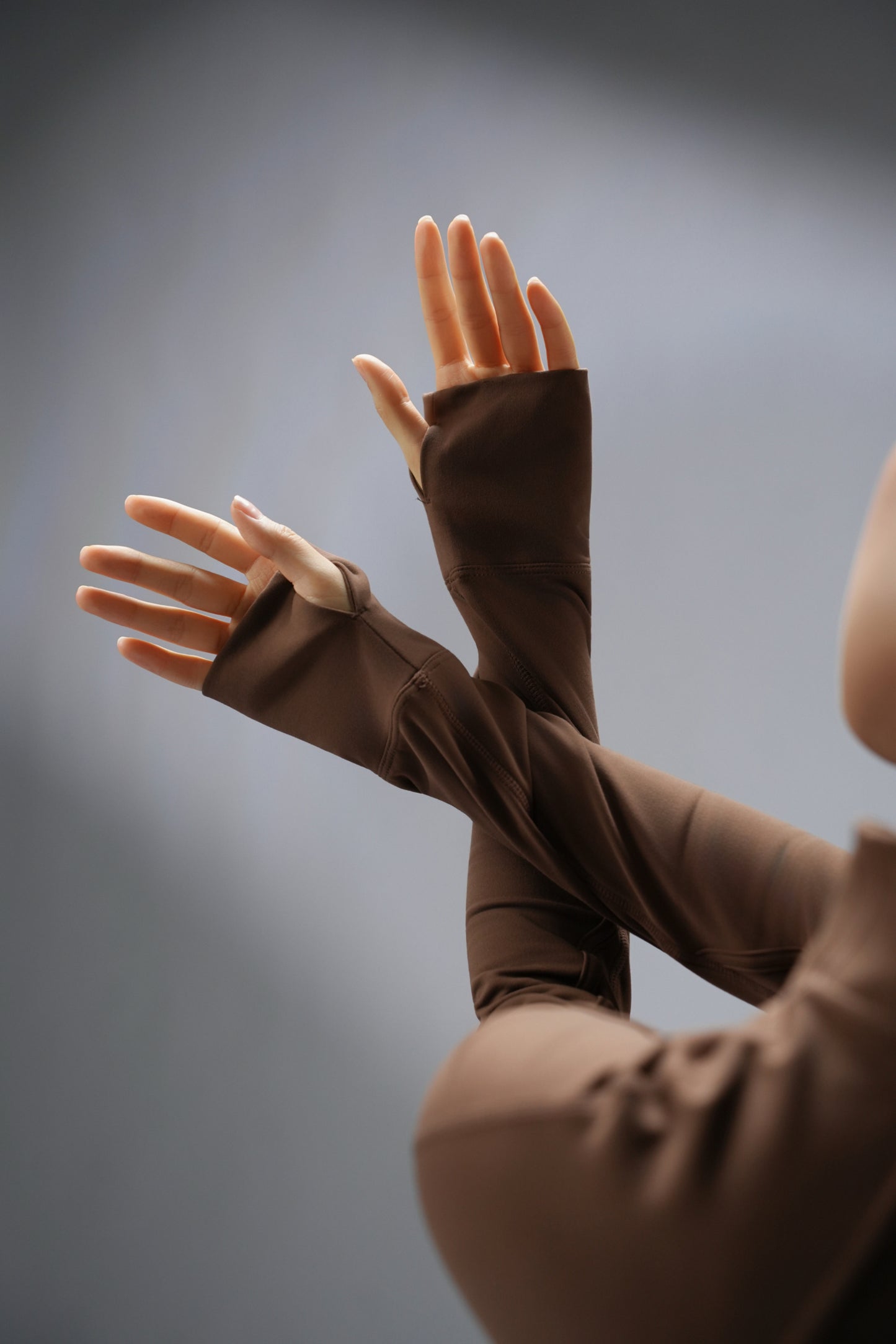 DY 掐腰立領運動長袖防曬外套