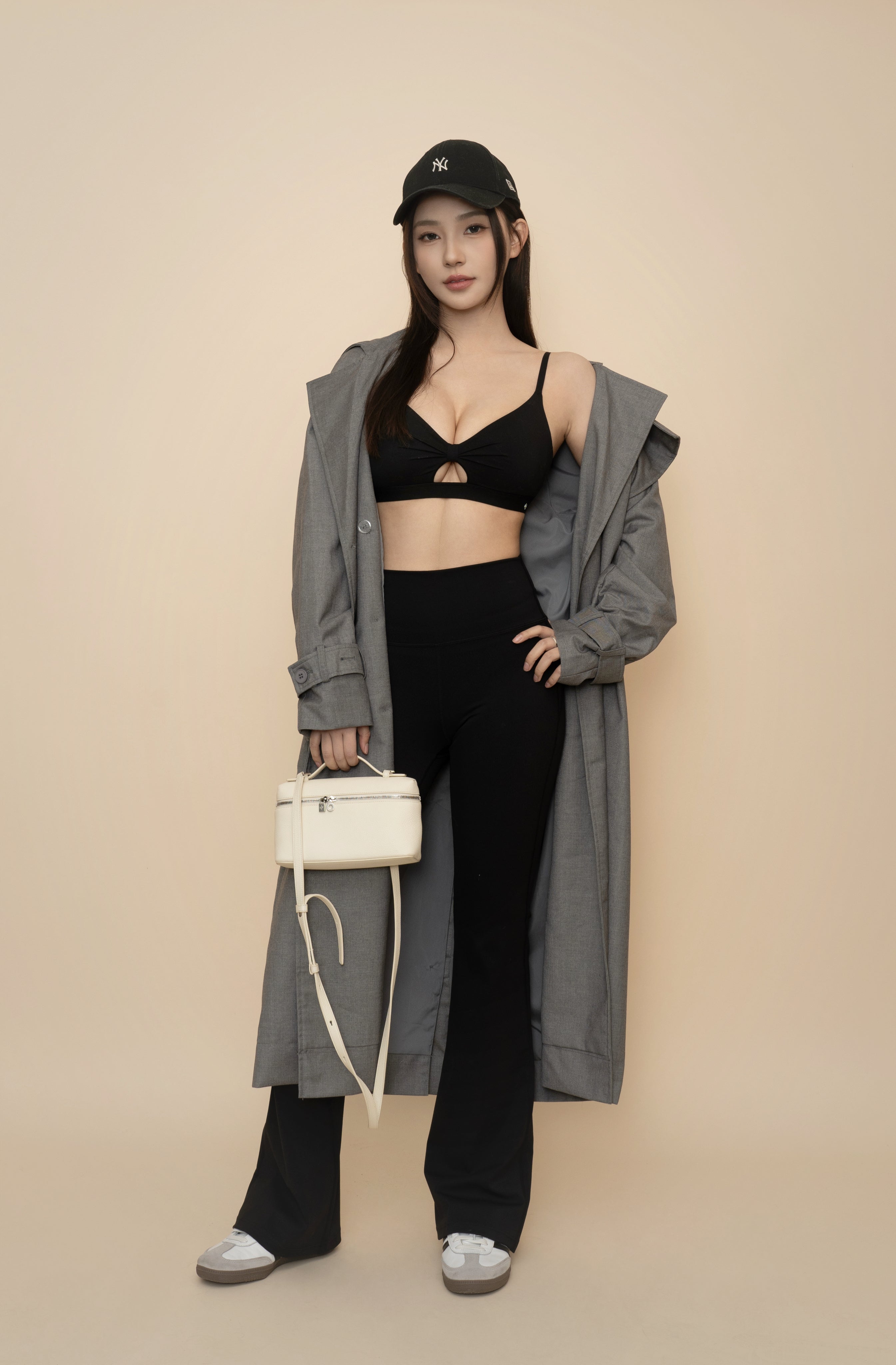 DY 輕透扭結造型運動內衣ESSENTIAL FRONT  KNOT BRA TOP